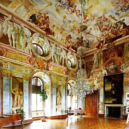 President Apt By Prague Castle, Views Esterno foto