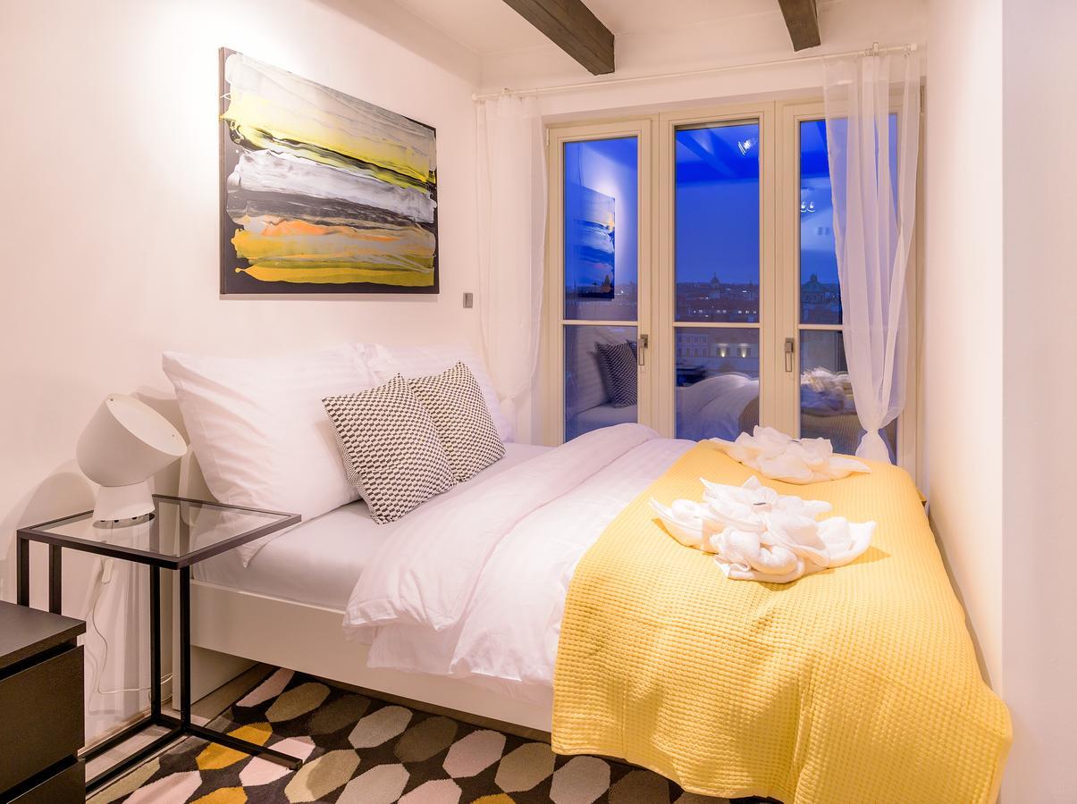President Apt By Prague Castle, Views Esterno foto