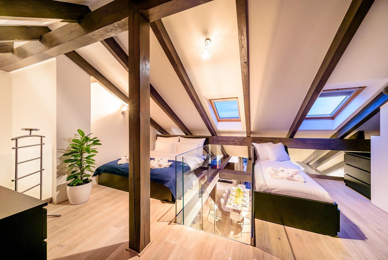 President Apt By Prague Castle, Views Esterno foto