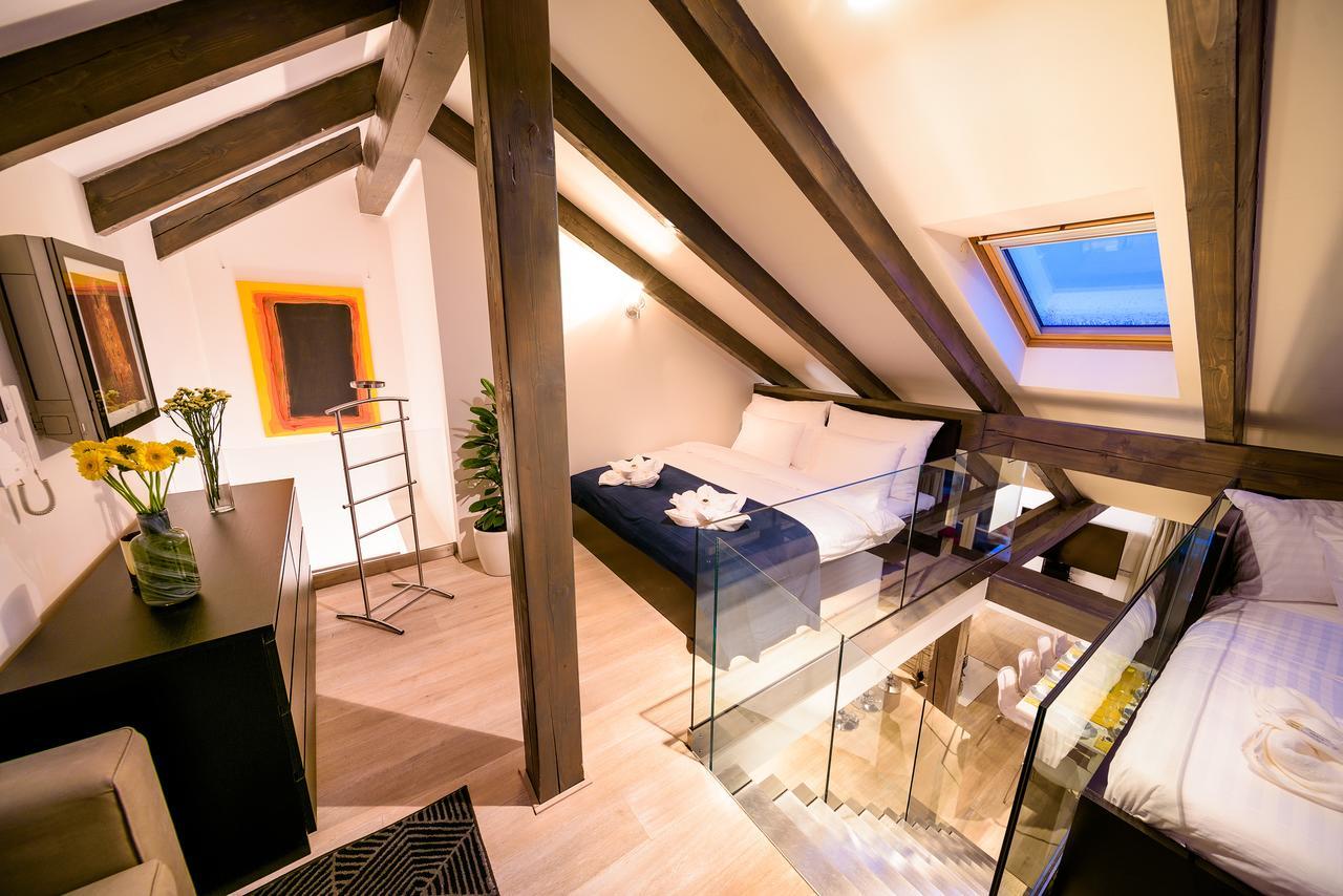 President Apt By Prague Castle, Views Esterno foto