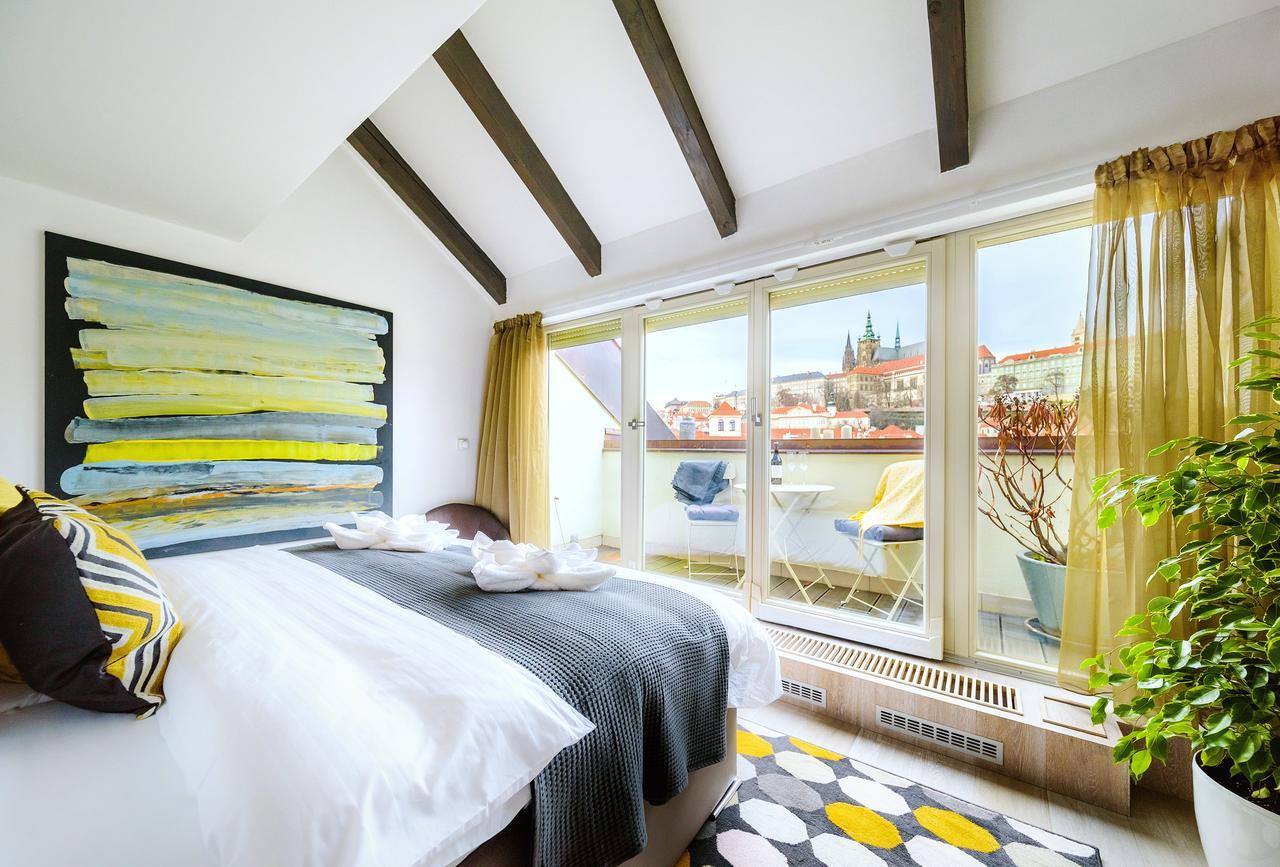 President Apt By Prague Castle, Views Esterno foto