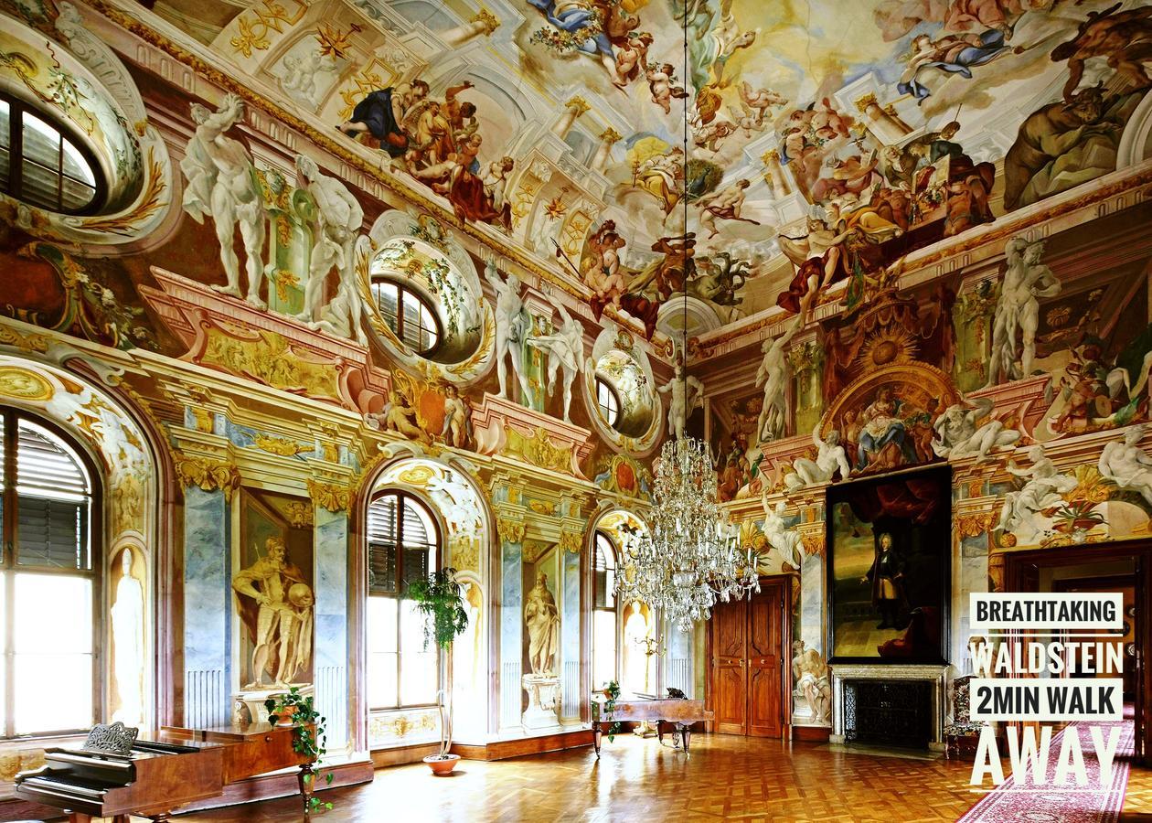 President Apt By Prague Castle, Views Esterno foto